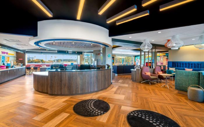 Tru by Hilton Savannah Airport