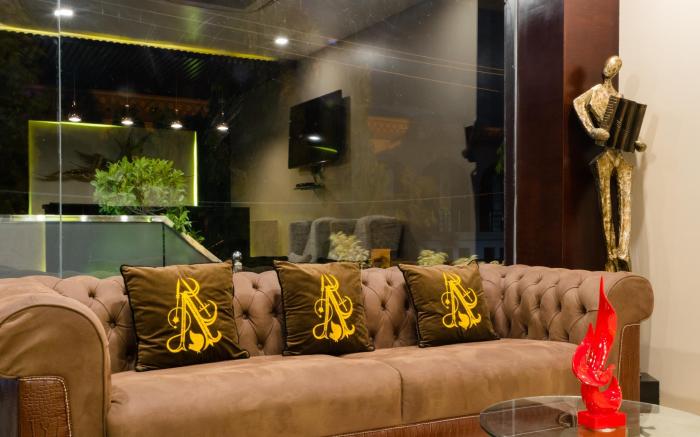 Hotel Bravia Vaishali - By Satguru