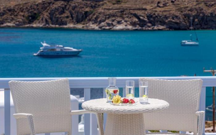 Archipelagos Hotel