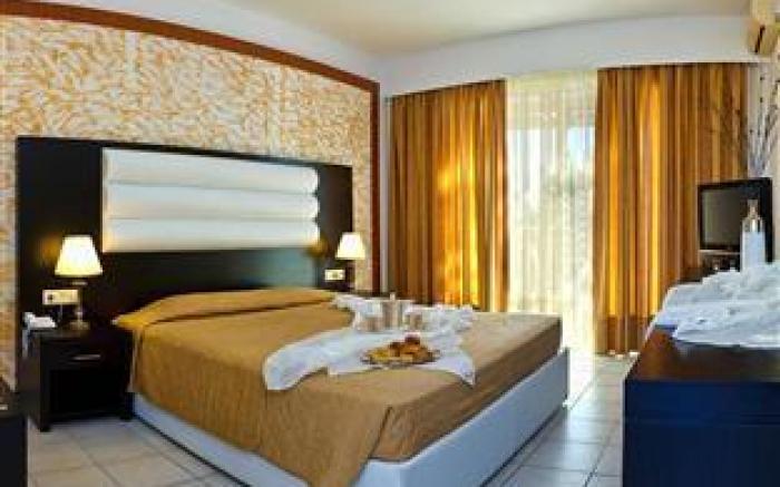 Gaia Royal Hotel