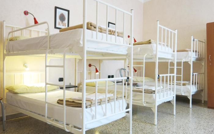 Hostel Archi Rossi