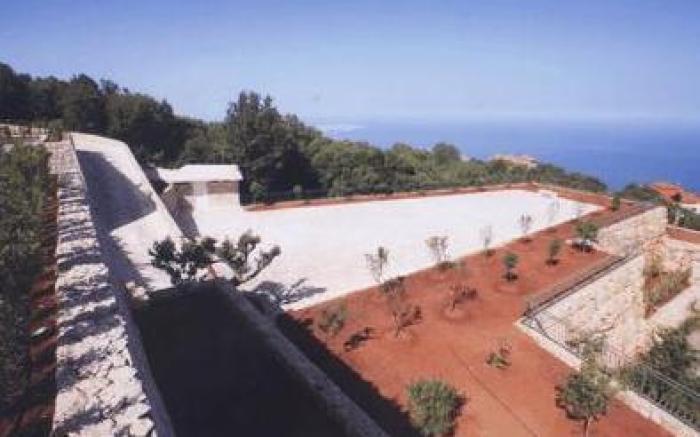 Bzommar Palace Hotel