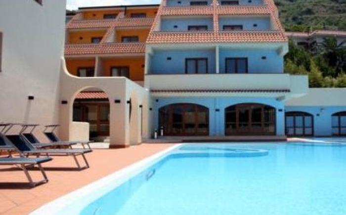 Hotel Tropis