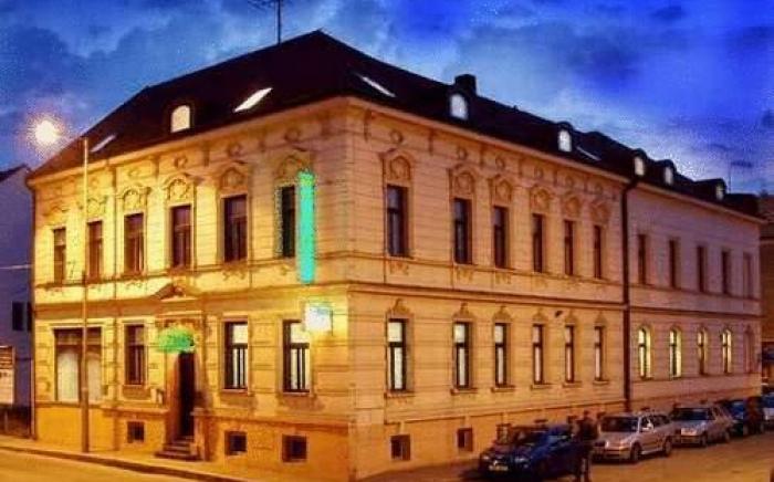 Hotel CB Royal