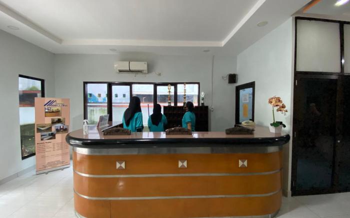 Hotel Magellona Makassar Mitra RedDoorz