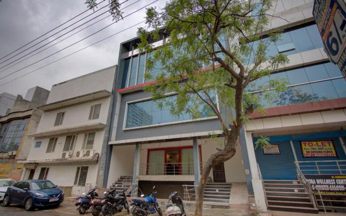 Townhouse Townhouse Atal Chowk Indirapuram Ghaziabad
