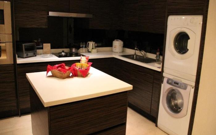 IIDL Suites