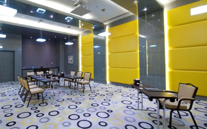 TIME Grand Plaza Hotel - Dubai Airport