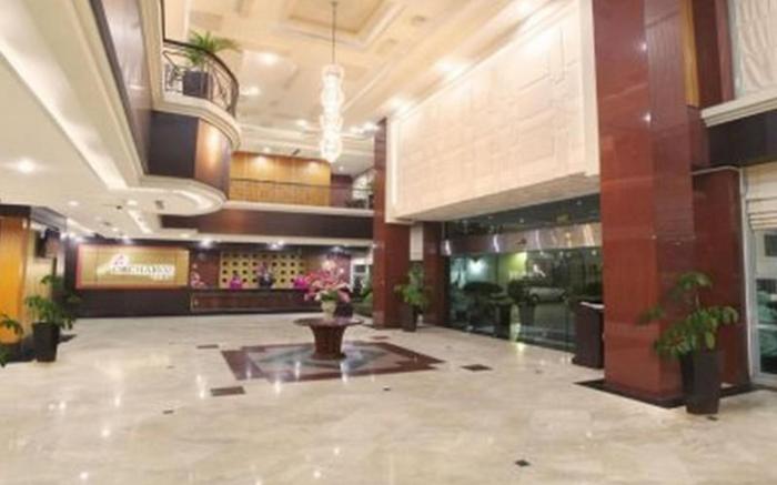 Orchardz Jayakarta Hotel