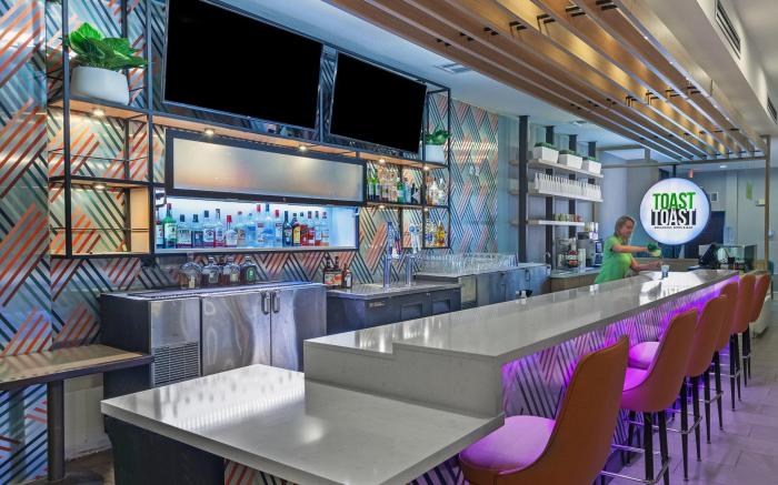 Holiday Inn and Suites McKinney - Allen By IHG