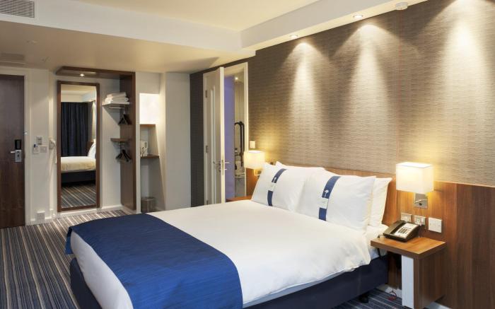 Holiday Inn Express London Heathrow T5 By IHG