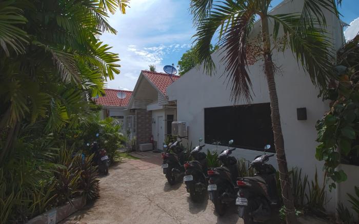 OYO 771 Darius' Residences