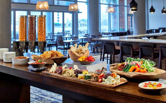 Embassy Suites by Hilton Nashville