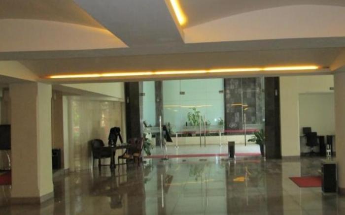 Kenari Tower Hotel