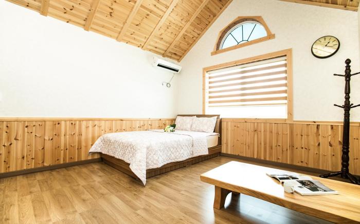 Samcheok Janghobadasoop Pension