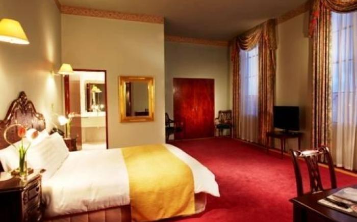 VR Hamilton Hotel