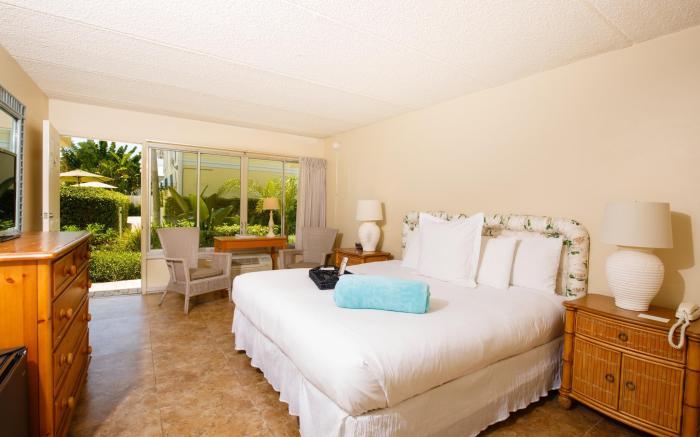 Naples Garden Inn