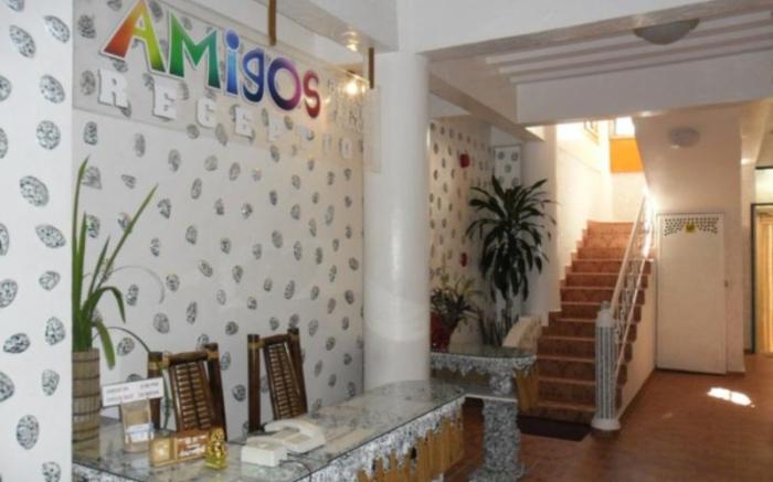 Amigos Beach Resort