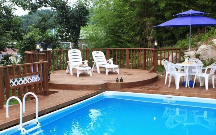 Bellus Rose Pension