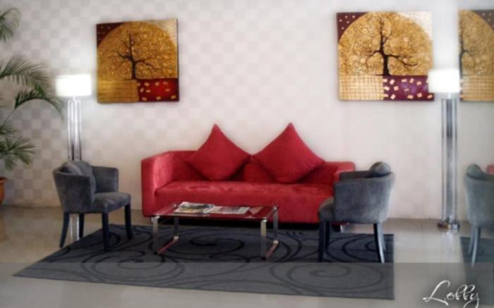 Diamond Suites & Residences