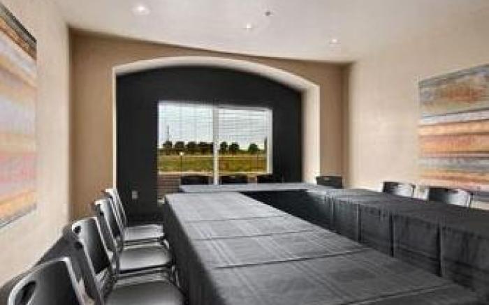 Lone Star Inn & Suites