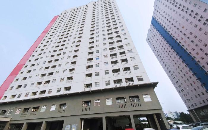 Best Price 2BR Green Pramuka Apartment By Travelio