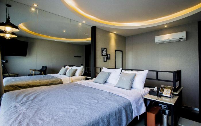 Hotel JK