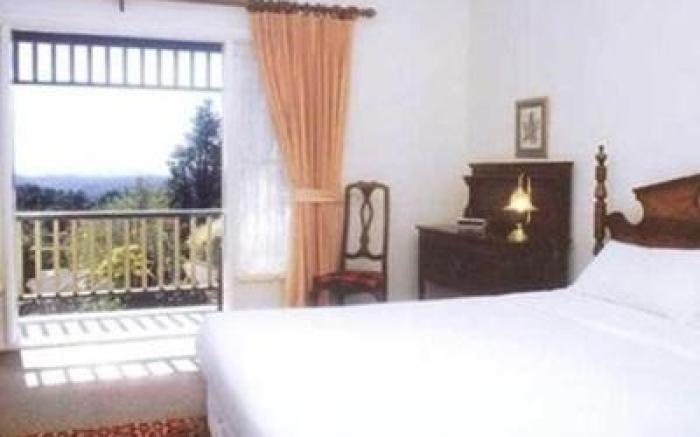 Leura House