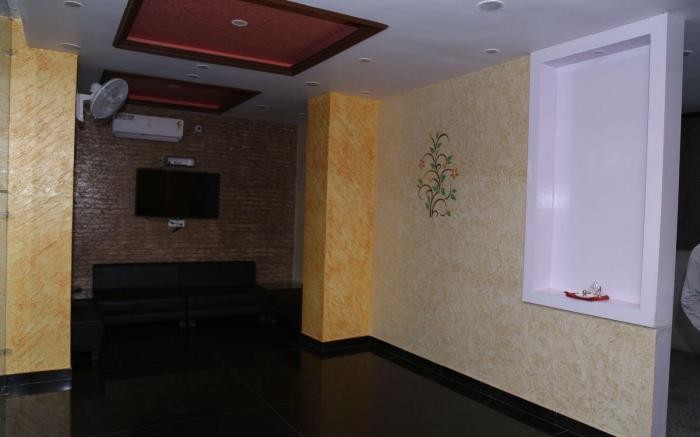 Hotel Palace on the way