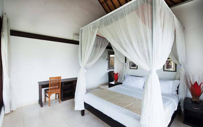 Pondok Anastasia, 2 BR Villa with Private Pool