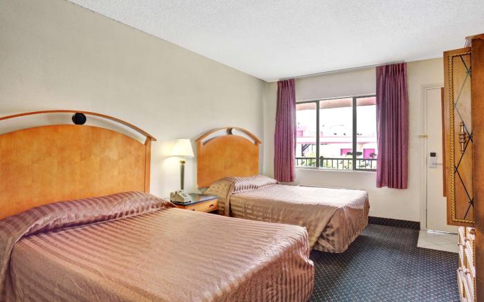 Travelsuites Inn