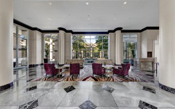 Renaissance Dallas North Hotel