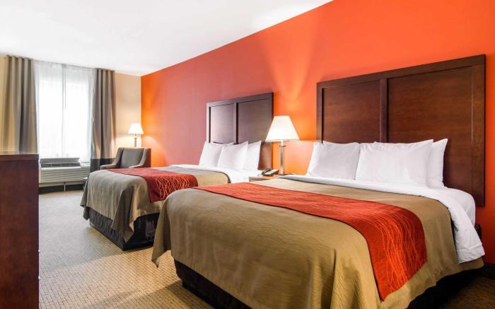 Comfort Inn & Suites