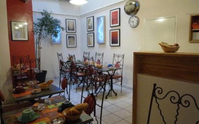 Hotel Des Arts, Artisanal et Independant