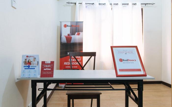RedDoorz @ Gaea's Apartment Panglao