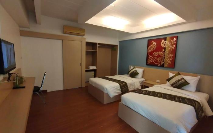 Aileen Hotel