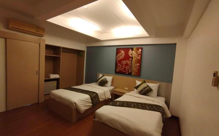 Aileen Hotel