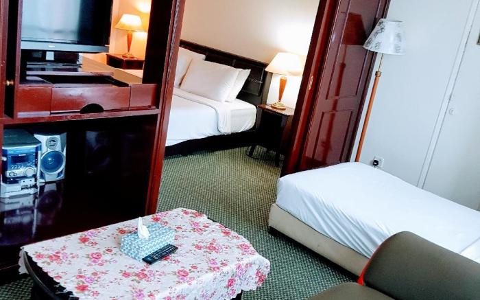 CLASSIC HOTEL SUITES At TIMES SQUARE