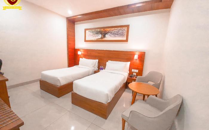 HOTEL SUPERIA GRAND