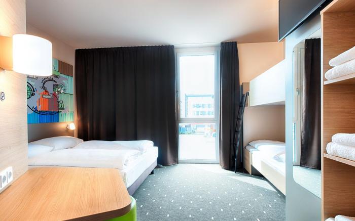 B&B Hotel Stuttgart-Neckarhafen