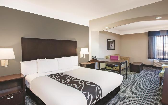 La Quinta Inn & Suites by Wyndham Beaumont West