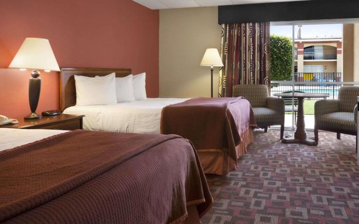 Howard Johnson by Wyndham Oklahoma City
