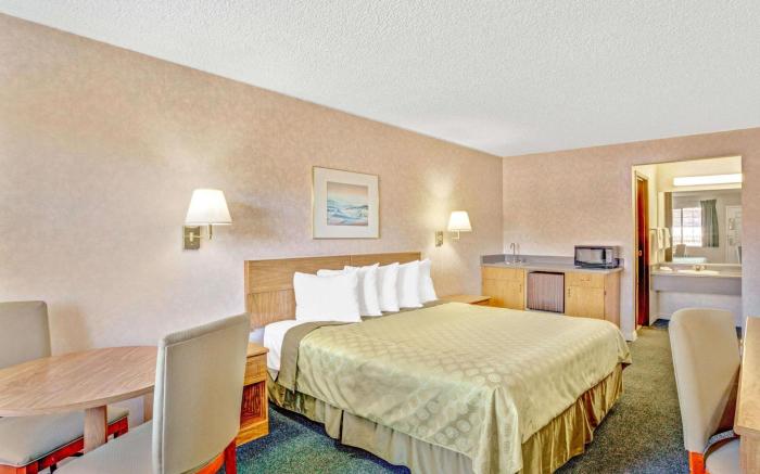 Days Inn by Wyndham Carson City