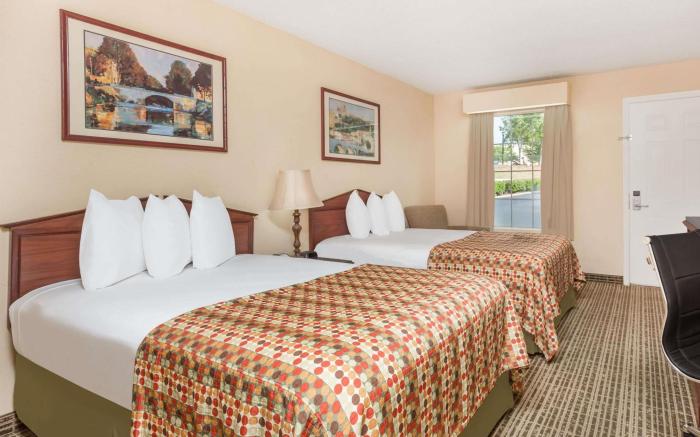 Baymont by Wyndham Anderson Clemson
