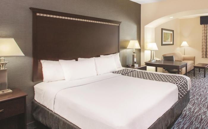 La Quinta Inn & Suites by Wyndham Allen at The Village
