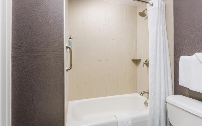 Courtyard by Marriott Los Angeles Woodland Hills