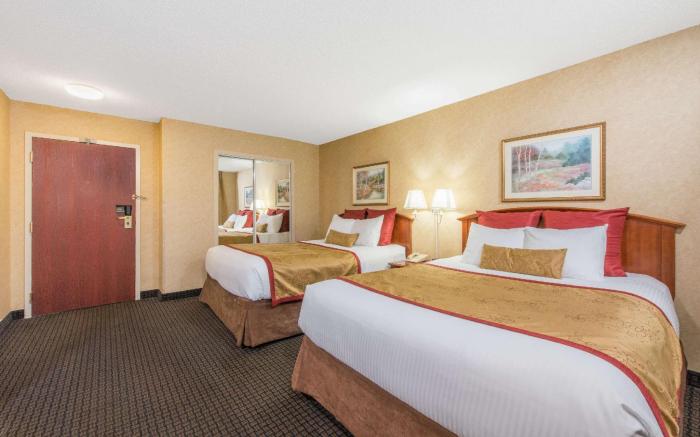 Lancaster Suites