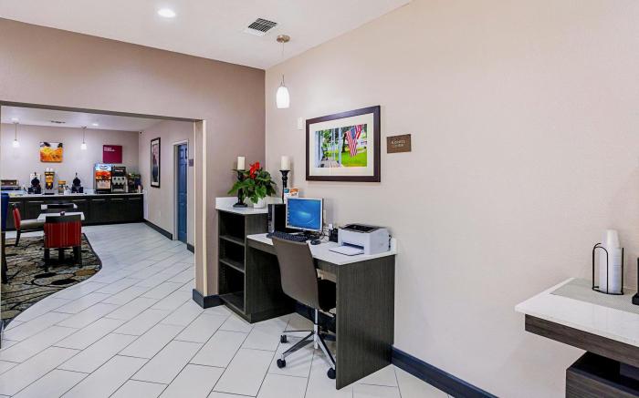 Country Inn & Suites by Radisson, Lewisville, TX
