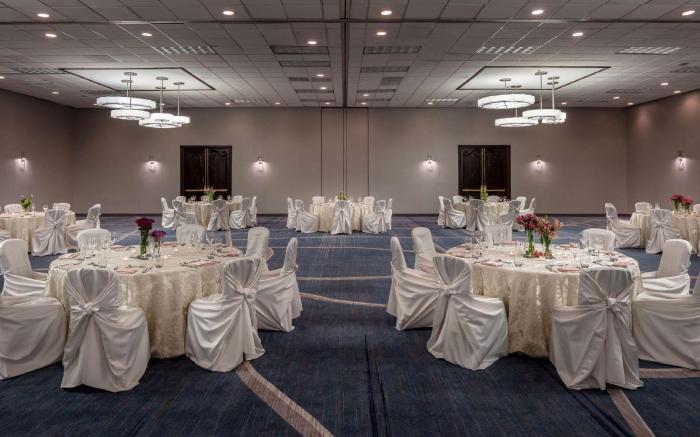 Sonesta Hotel Houston IAH Airport