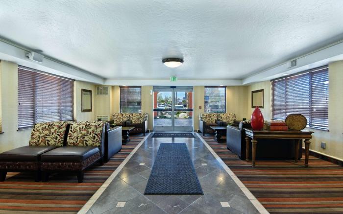 Oxnard Inn Lancaster